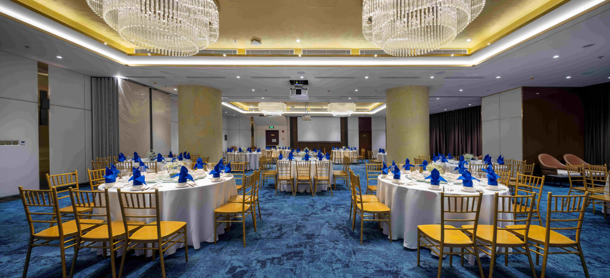 Отель Best Western Premier Marvella Nha Trang