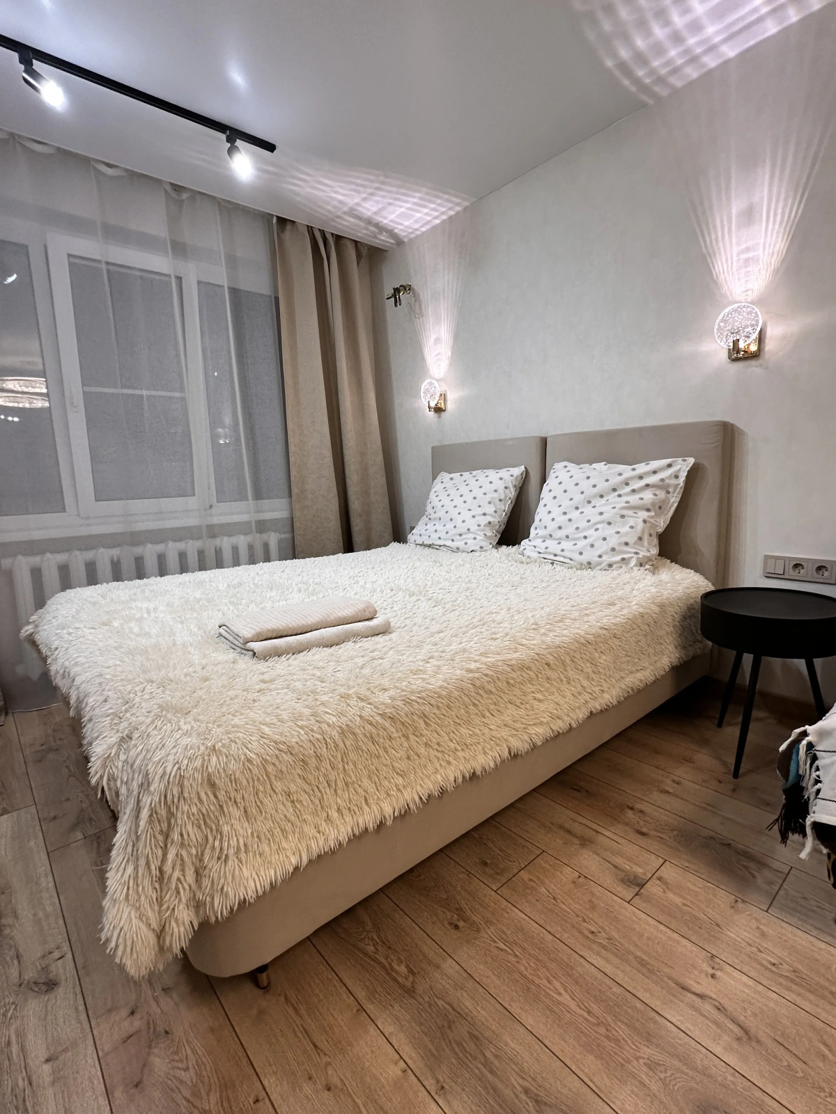 Апартаменты Большие Апартаменты с 3 спальнями на пр Ленина