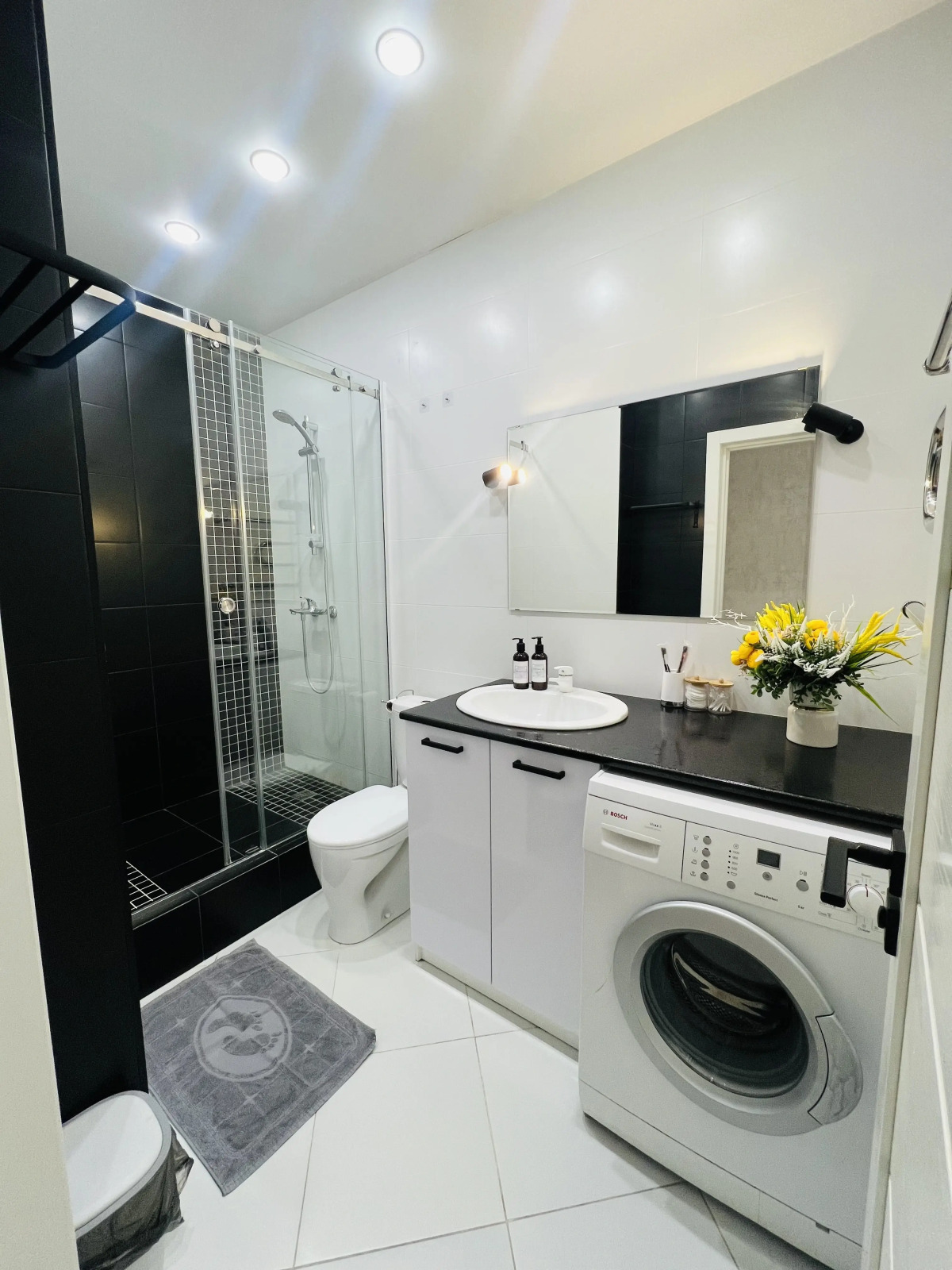 Квартира Комфорт на Нансена 103/1/5 1