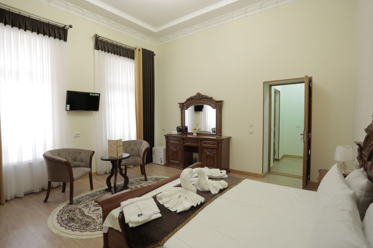 Отель Imperial Palace