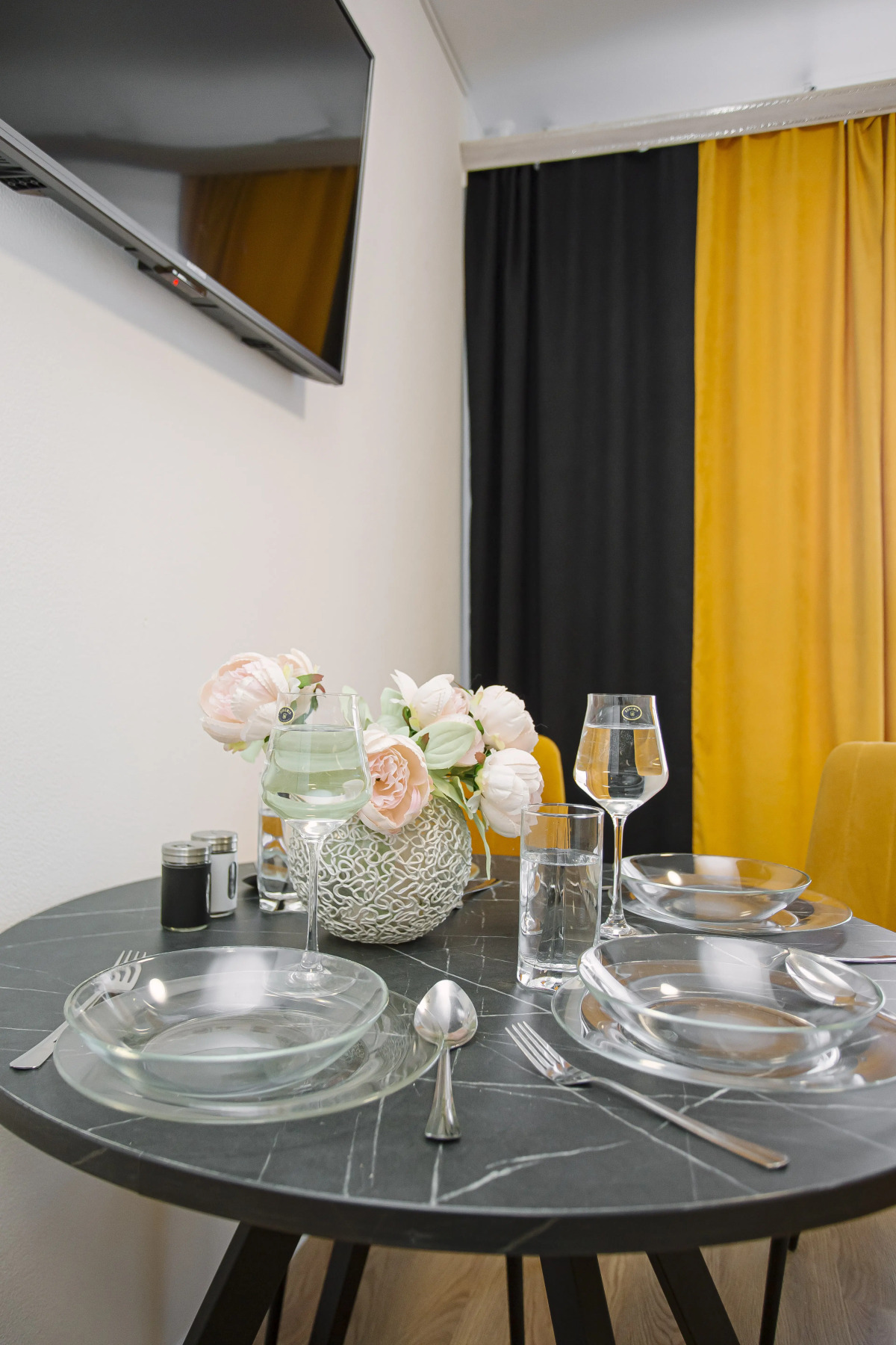 Апартаменты УК «АТМОCФЕPА» – евродвушка Лазурный берег