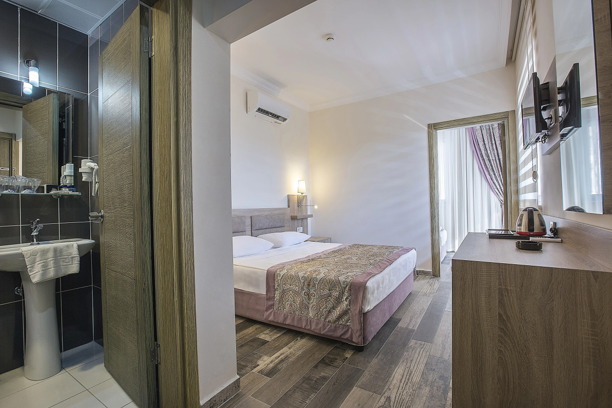 Arsi Enfi City Beach Hotel