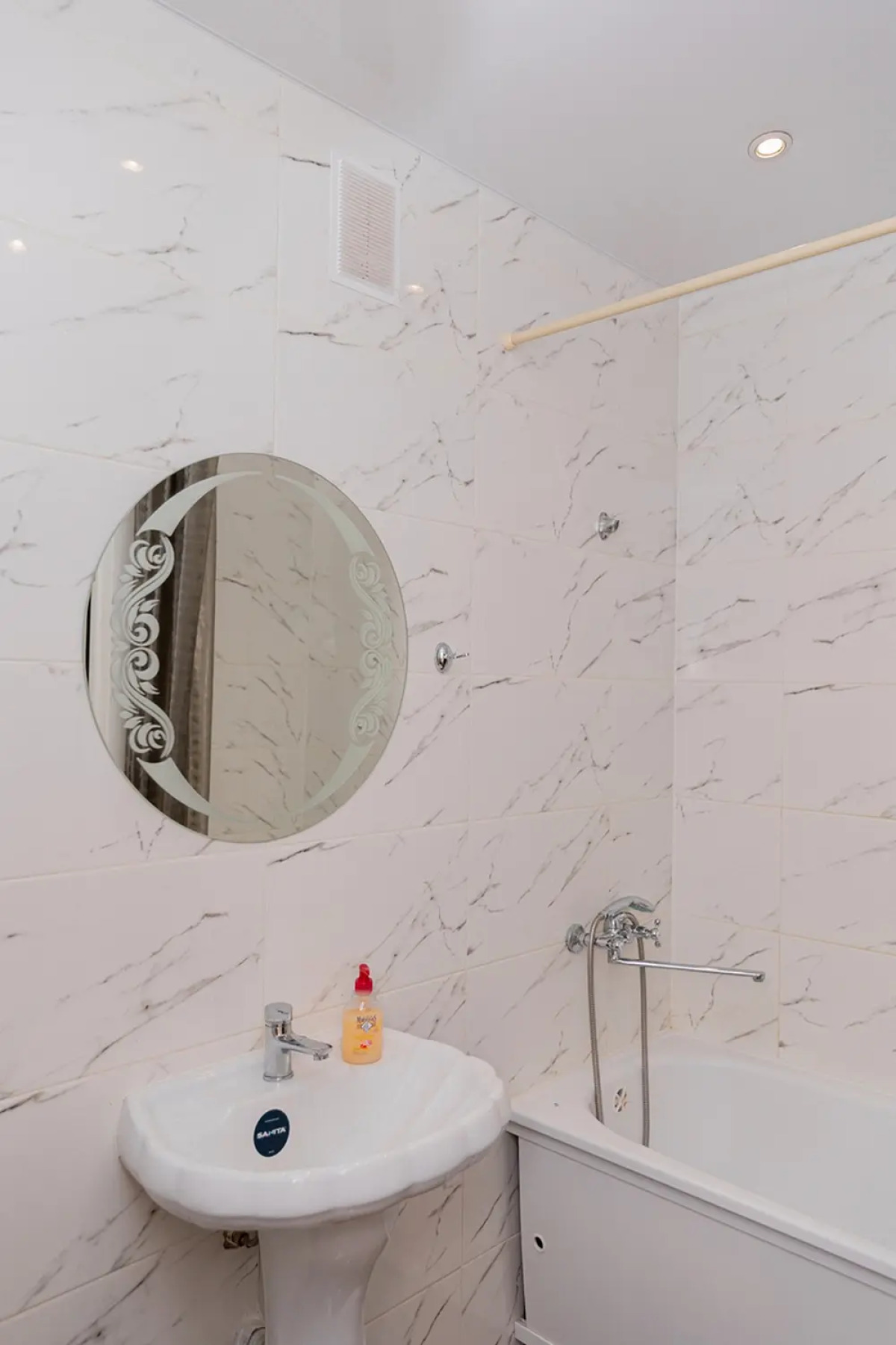 Апартаменты Современная студия на Мира 300 12 этаж