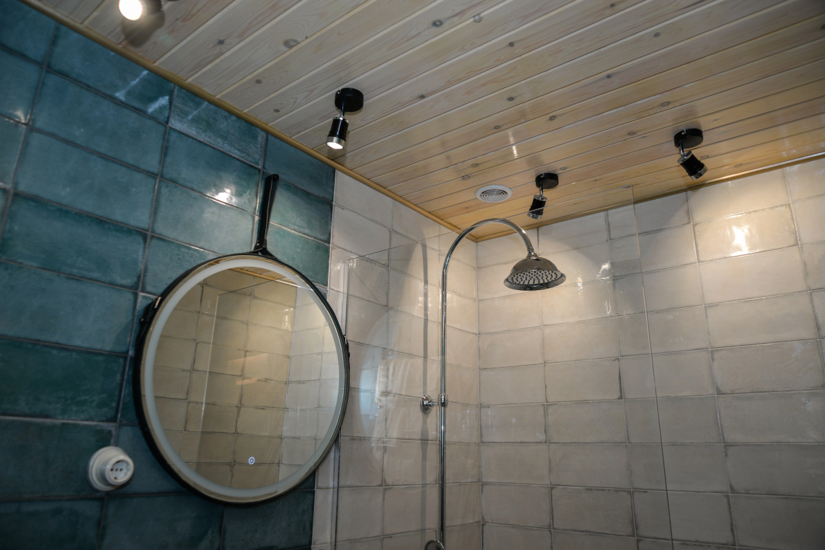 Квартира Лофт «Дубовая лестница»