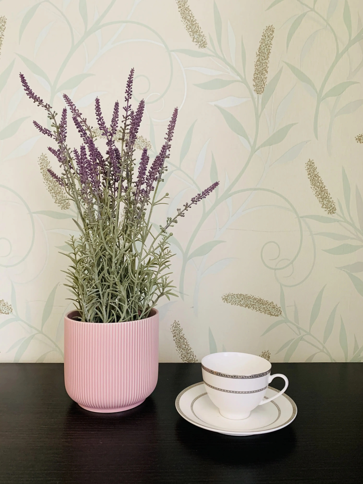 Апартаменты Комфортная Уютная 2-Комнатная Квартира в Центре с Парковкой