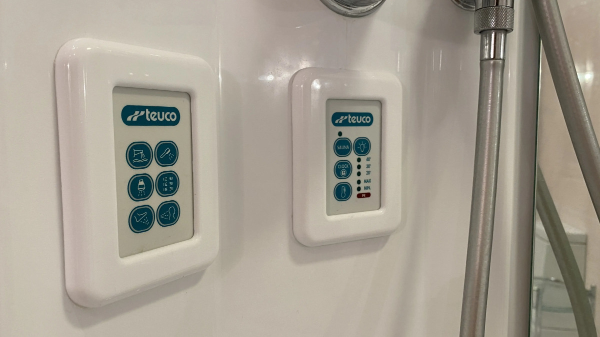 Апартаменты Миллениум Тауэр Альфа 4