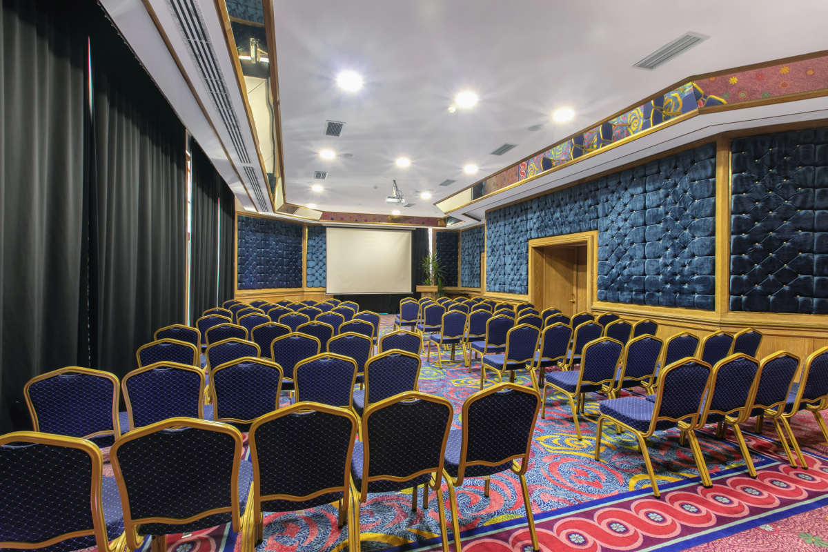 Отель Merit Crystal Cove Casino & SPA