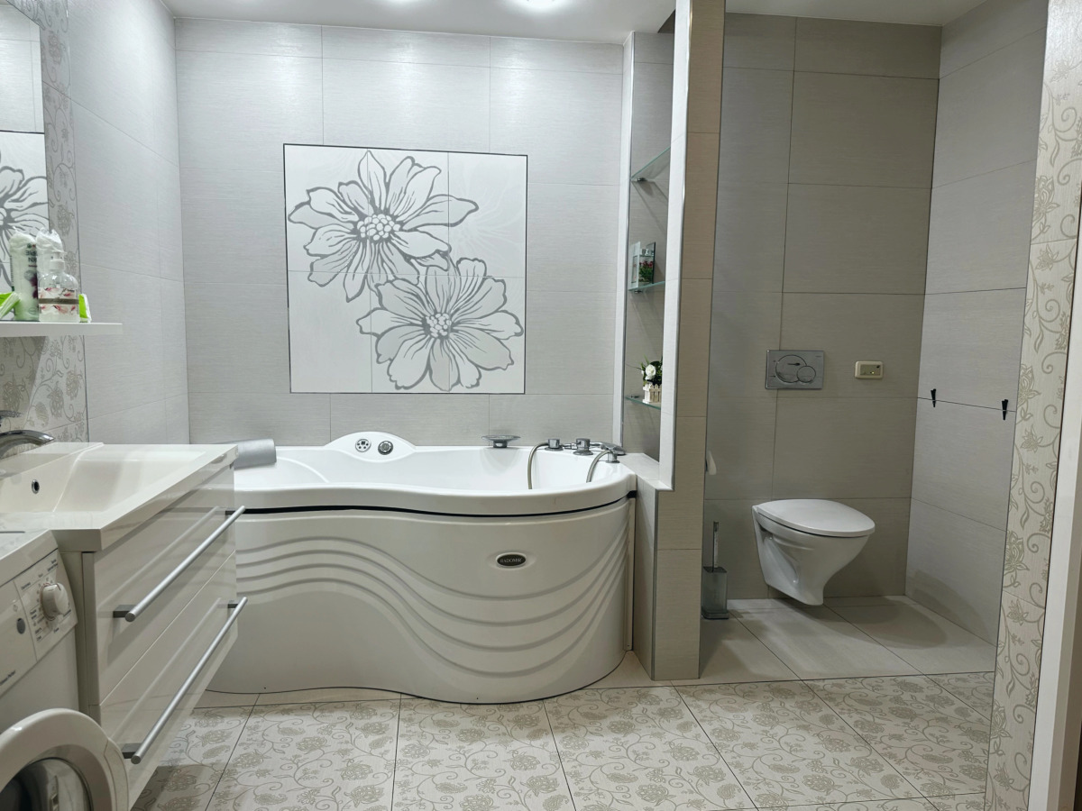 Квартира с панорамным видом на реку и все монастыри