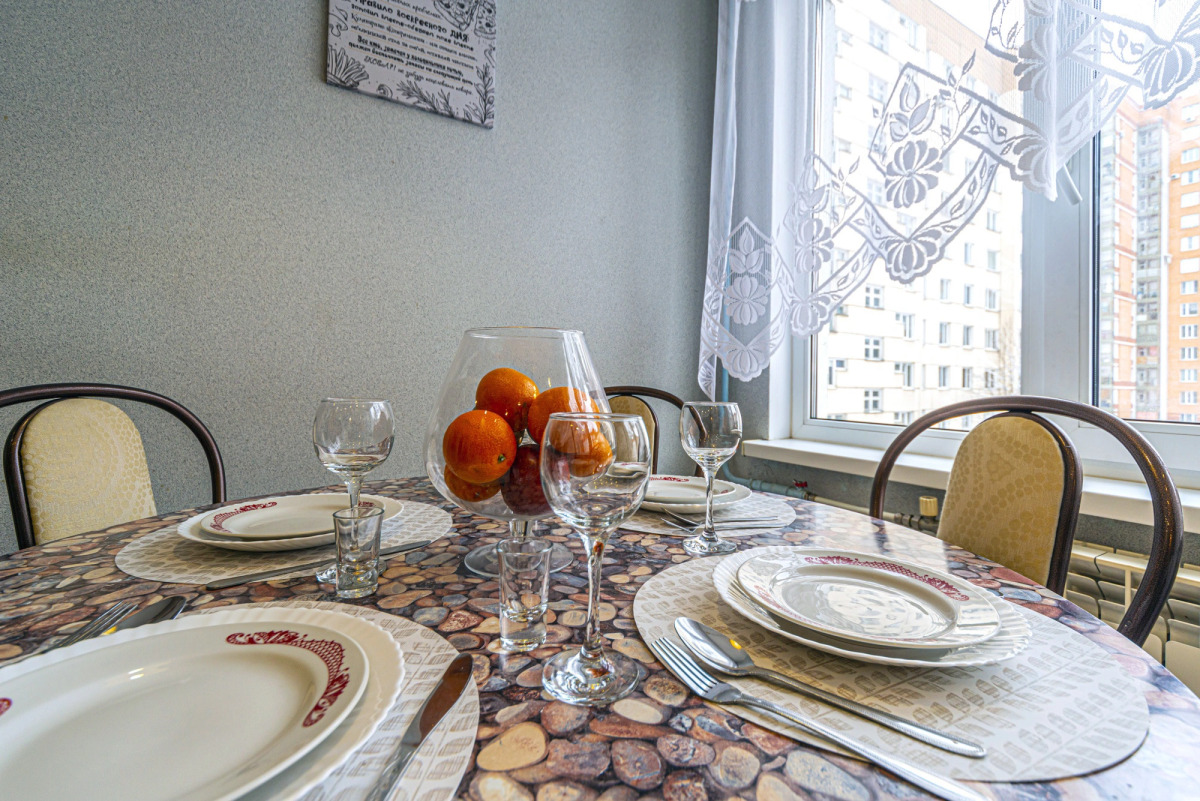 Квартира 3-х Комнатная на Гаккелевской 20 в Приморском районе