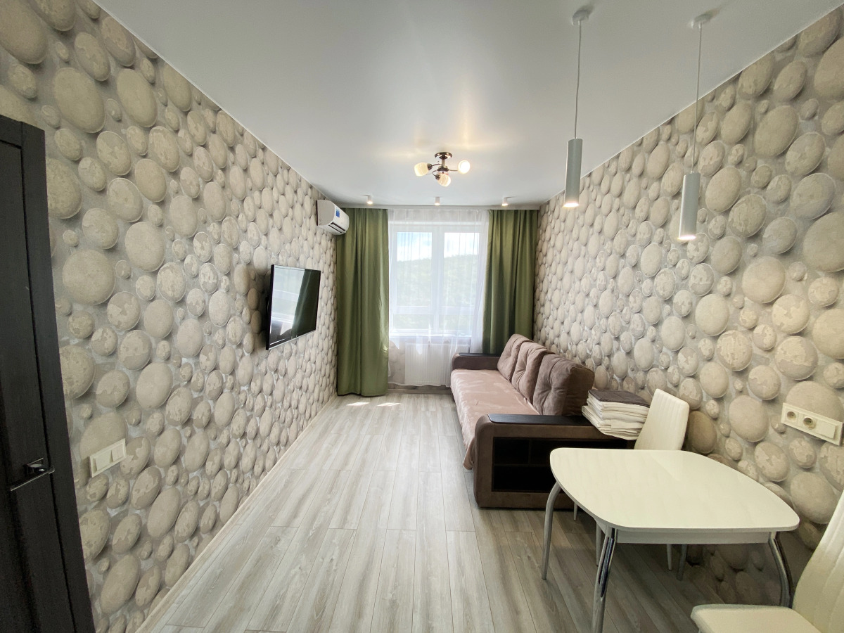 Апартаменты 2х комнатные на Зеленом бульваре 19 на 17 этаже