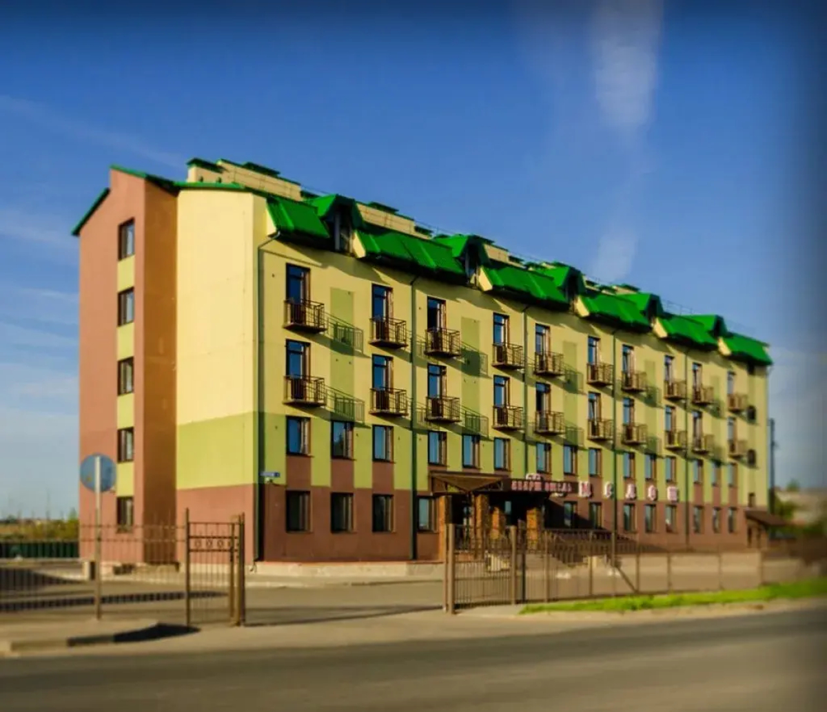Апартаменты Студия 2+2 в Камелоте