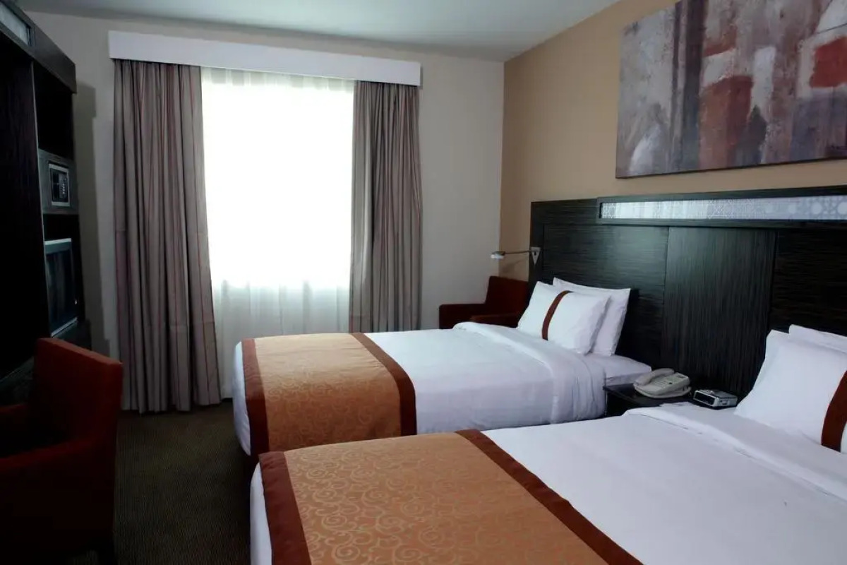 Holiday Inn Express Dubai Jumeirah an IHG Hotel