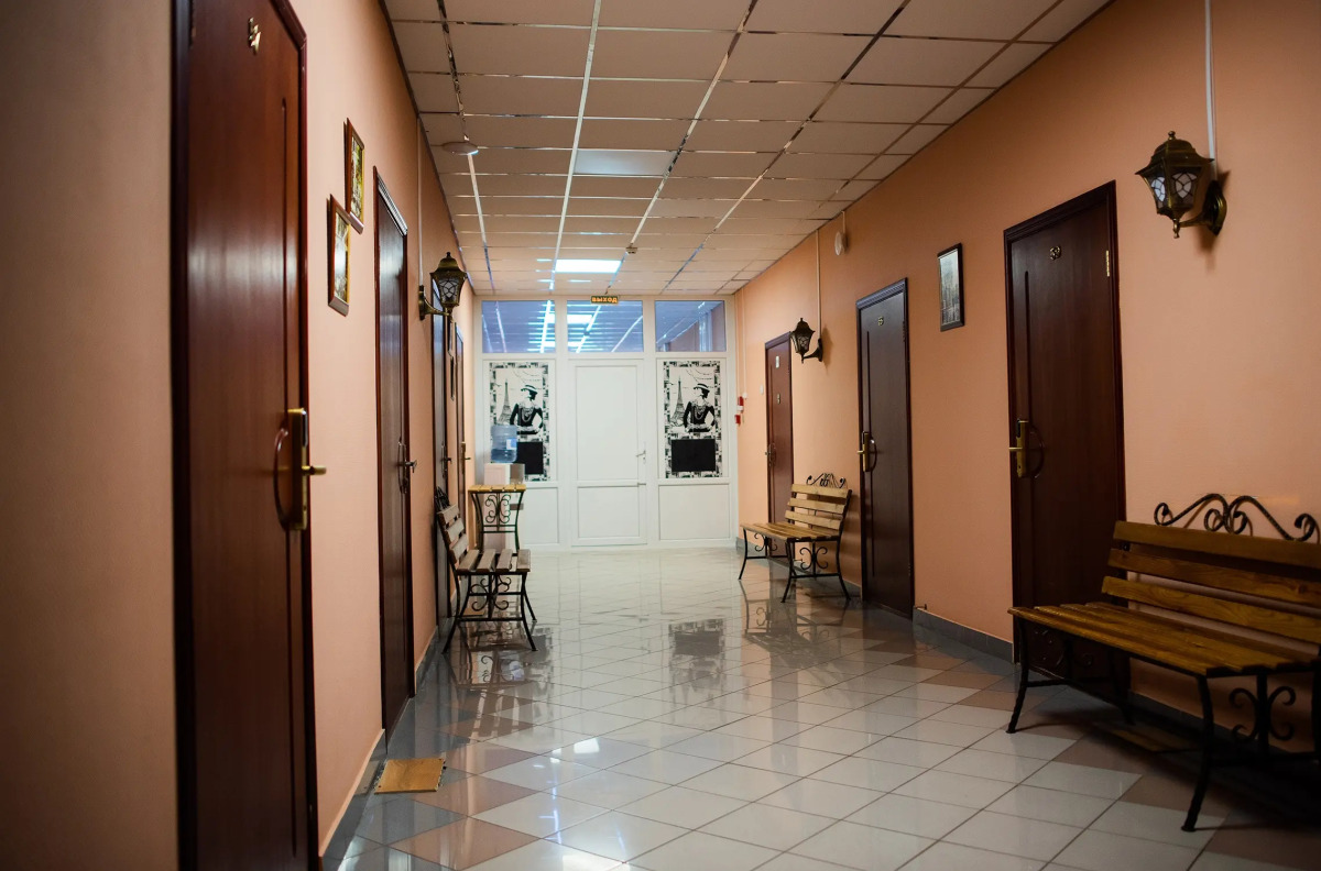 Отель Октябрьская*