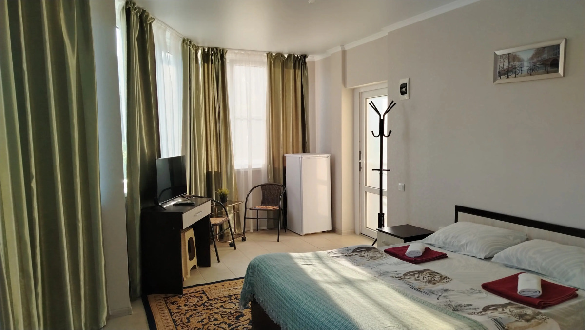 Гостевой Дом "Adam & Eva"