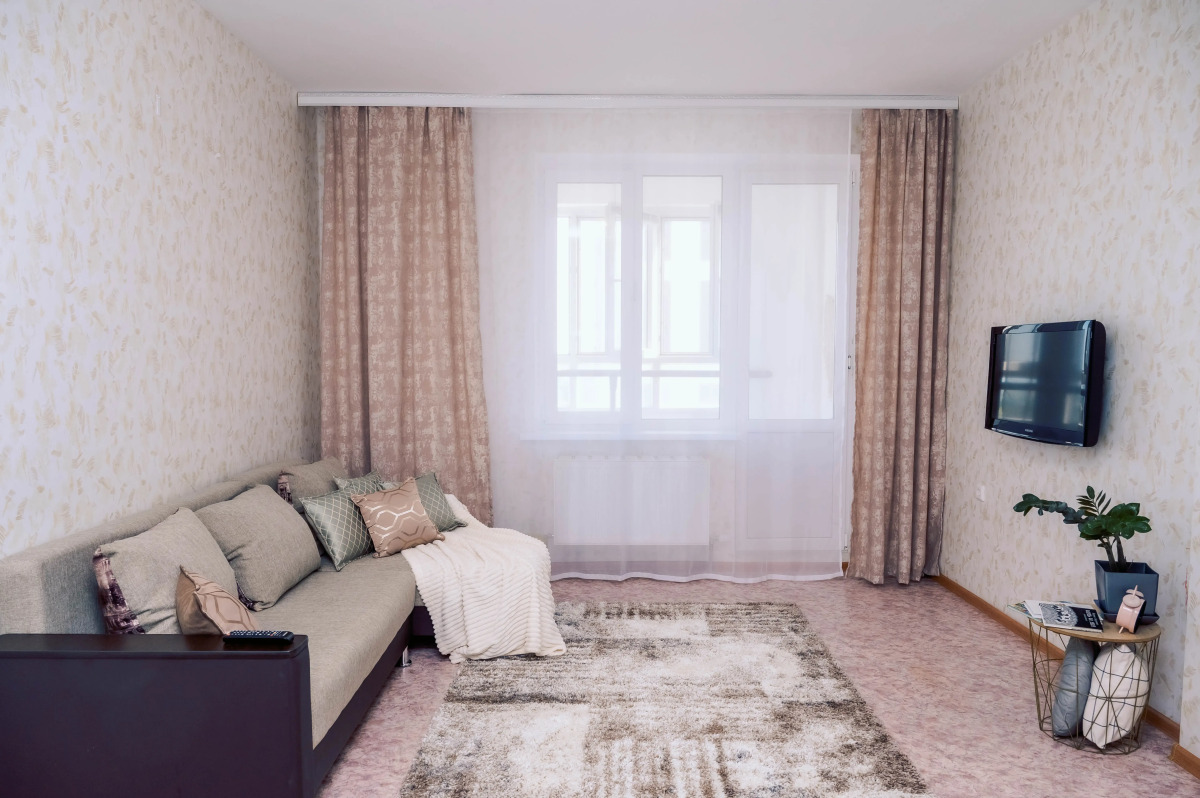 Апартаменты в Шаговой от УГНТУ Черниковка Мира 8