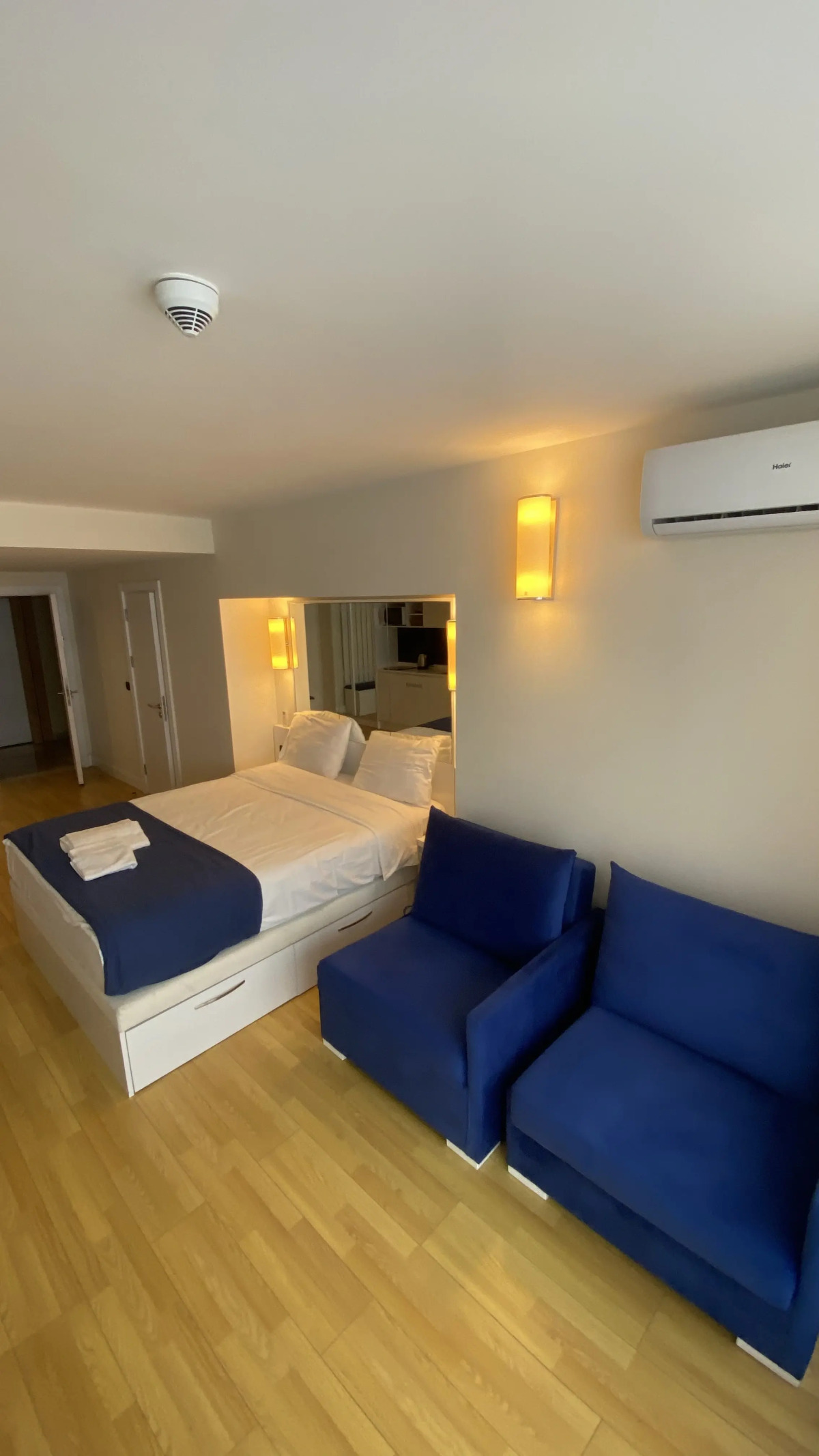 Апарт-отель V&V Orbi City