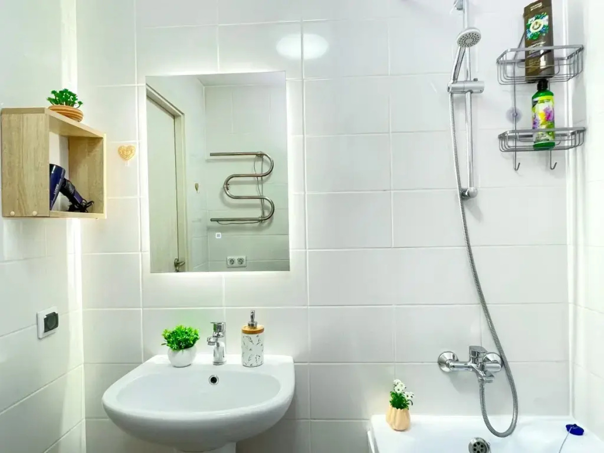 Апартаменты Sunny Days Apartment Оранж Парк 13