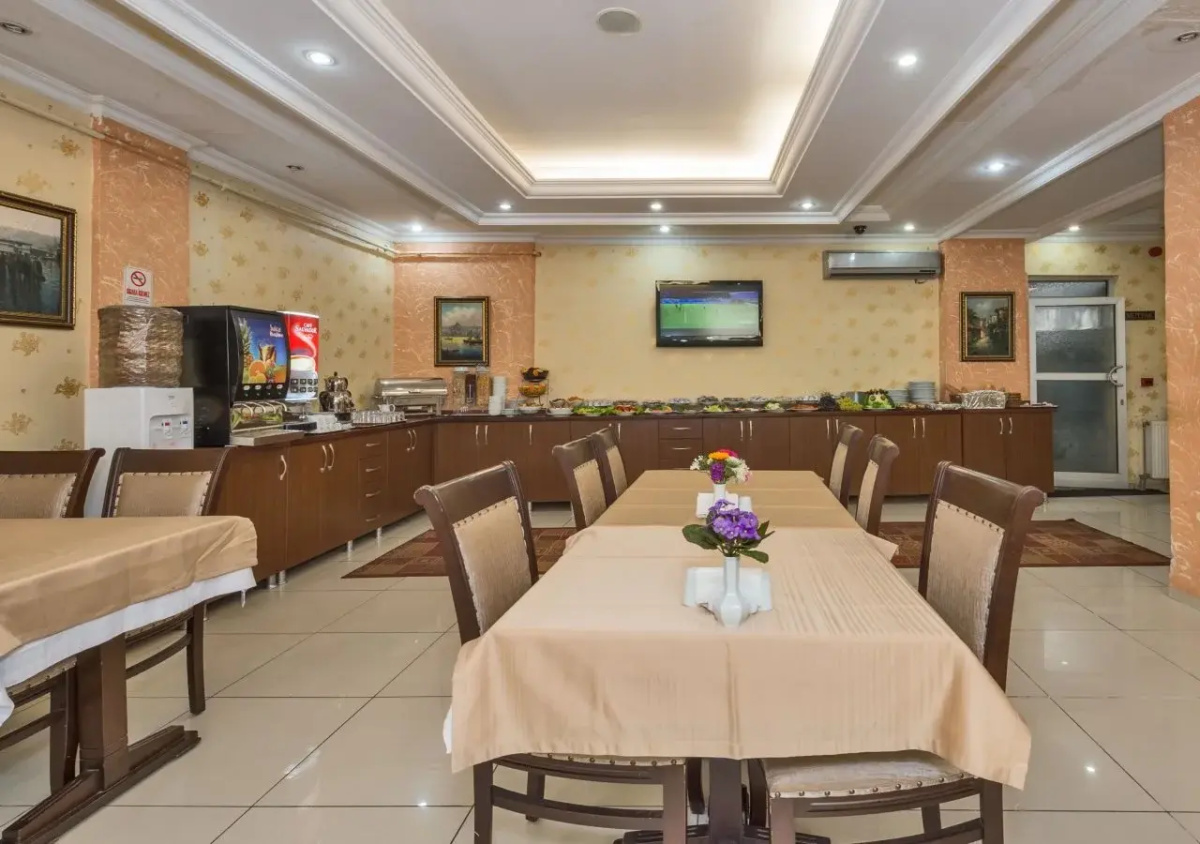 May Hotel