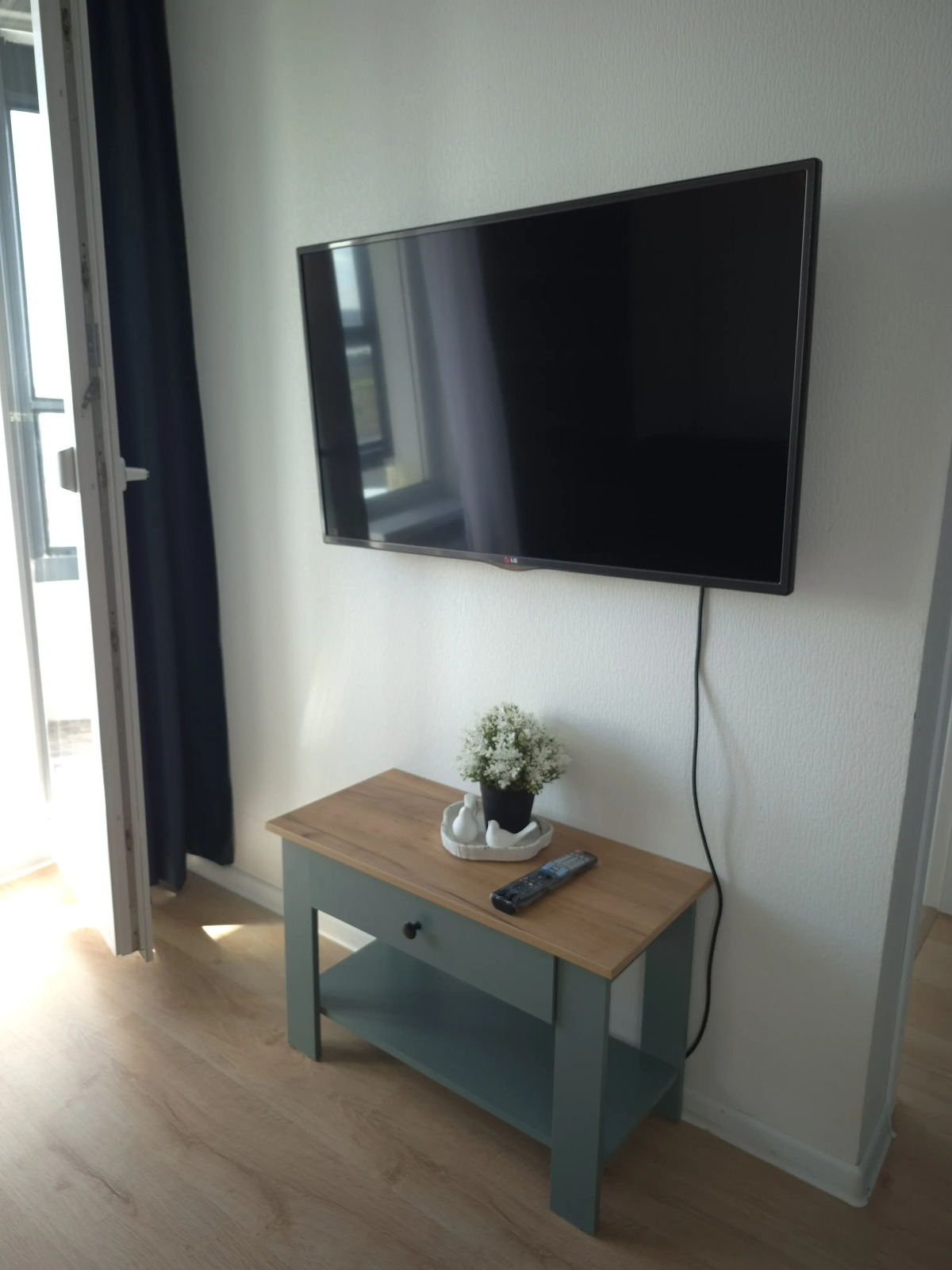 Квартира 1 комнатная улица Лучистая 8