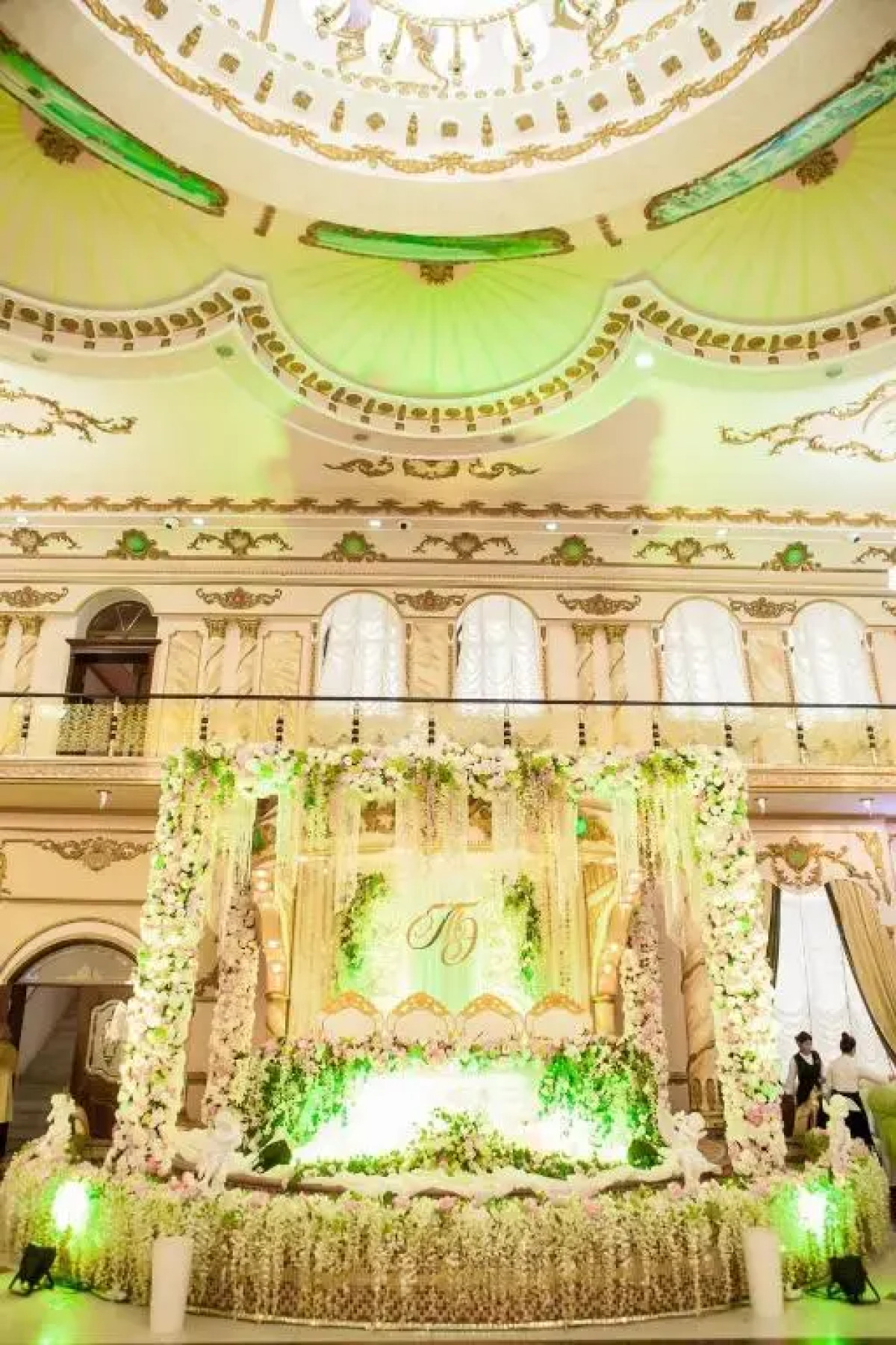 Отель Salut Almaty