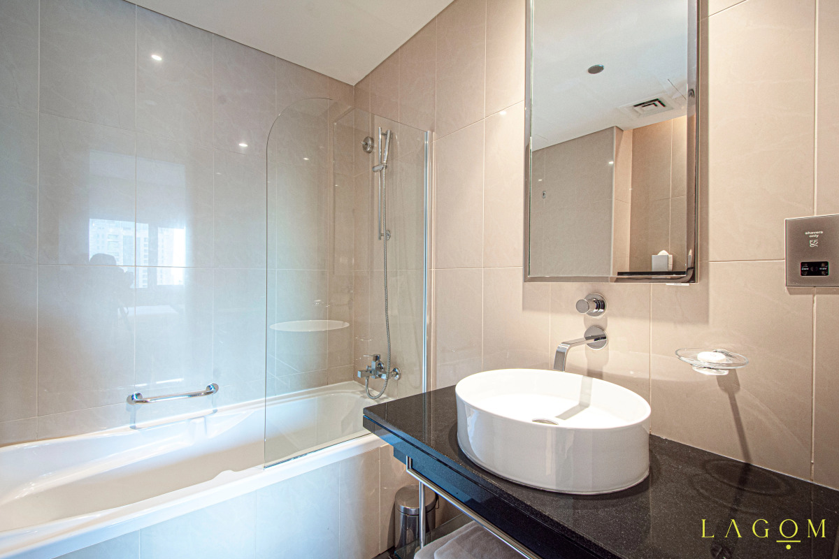 Apartments Songs of the Lake by lagom  Bonnington Tower