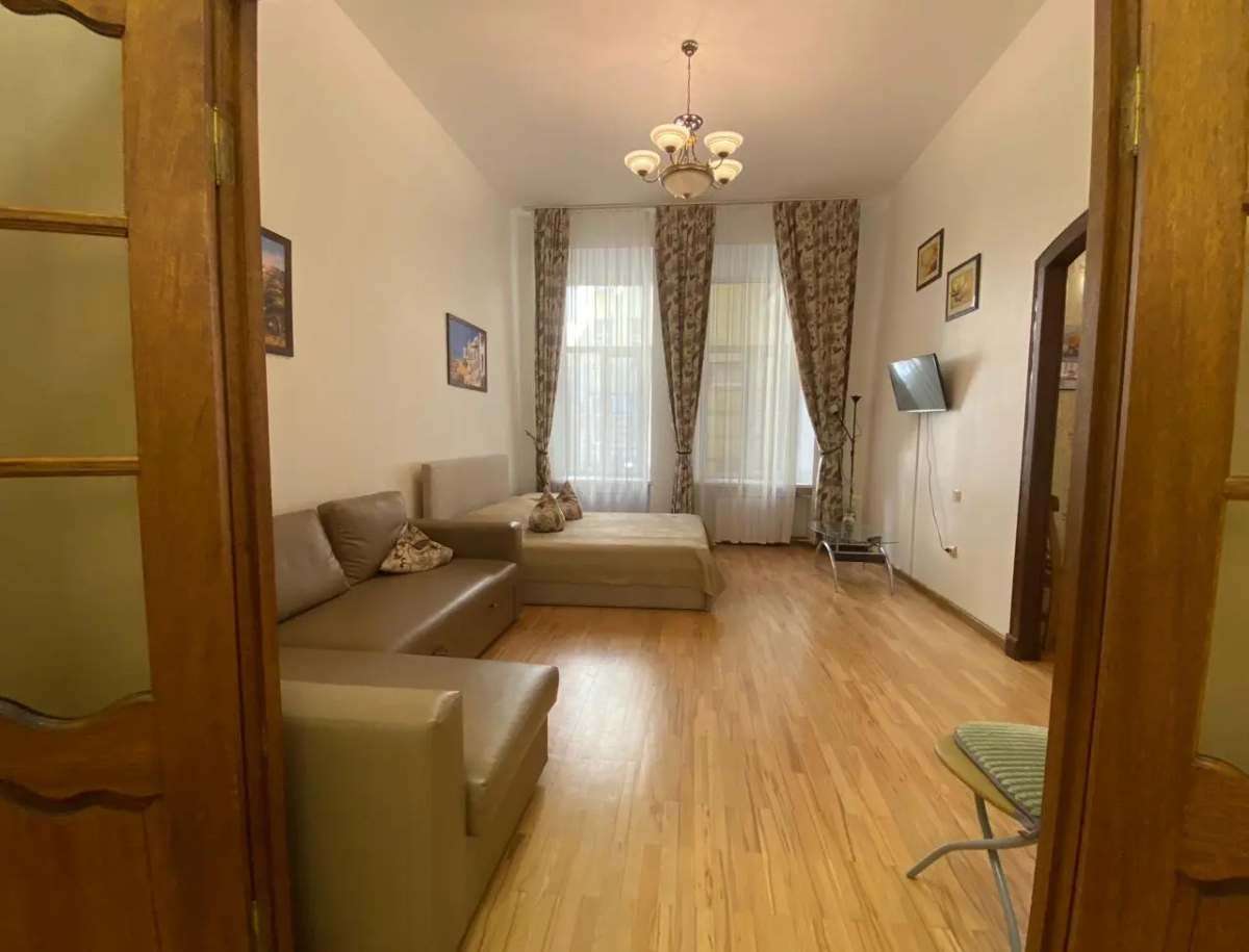 Апартаменты 2-х комнатные на Невском 65