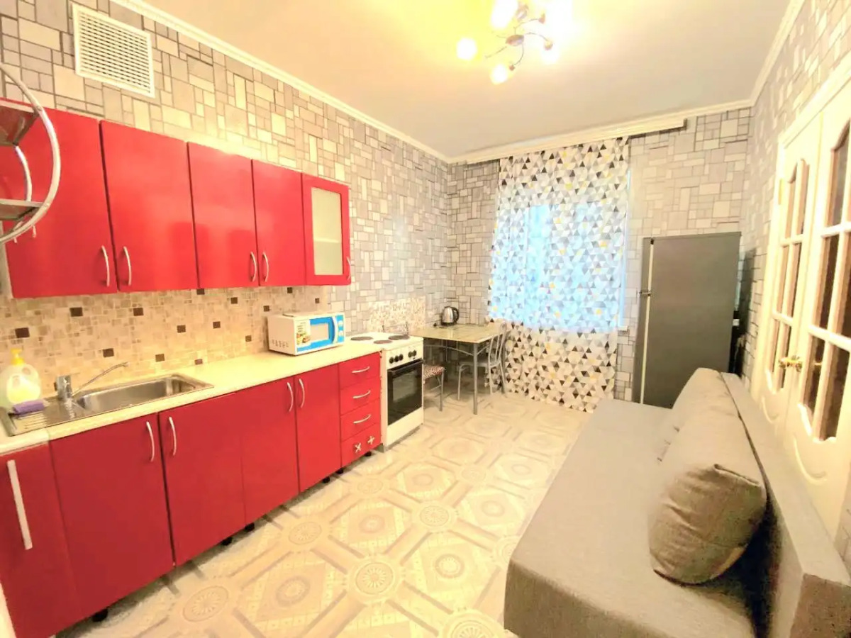 Апартаменты на Пилотов 12