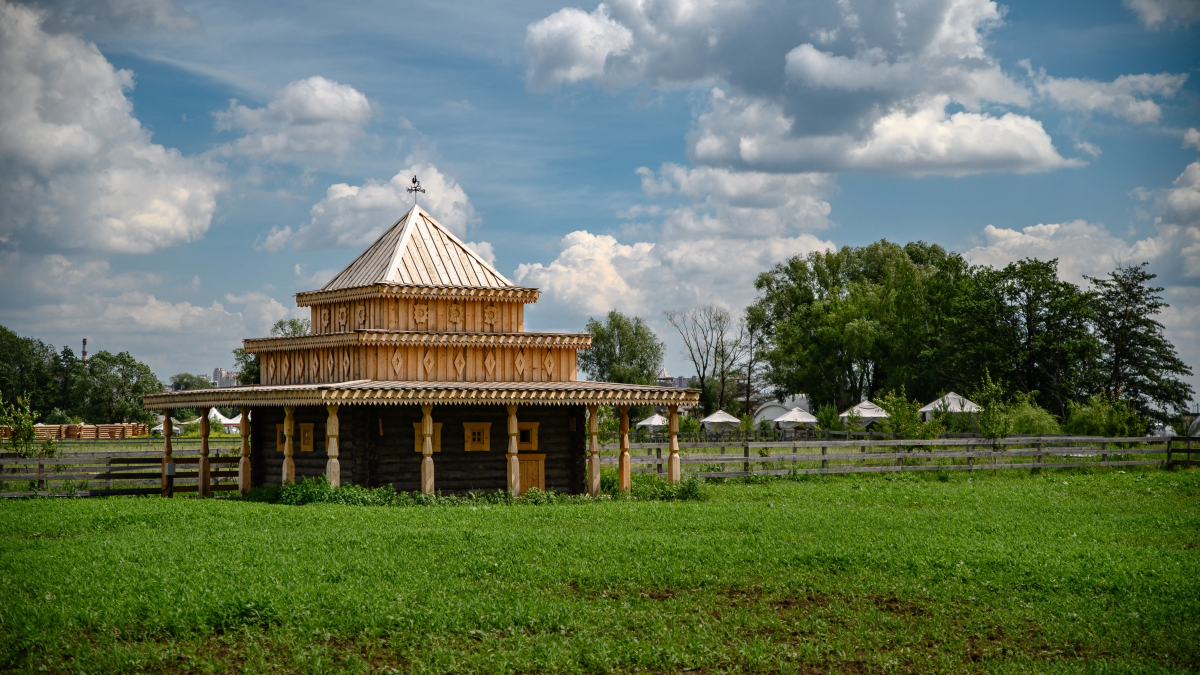 Отель Остров Царская Усадьба