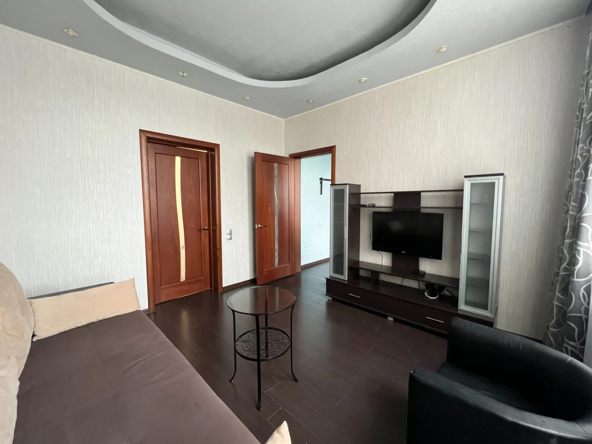 Квартира 1-комнатная  на Карла Маркса 6/1