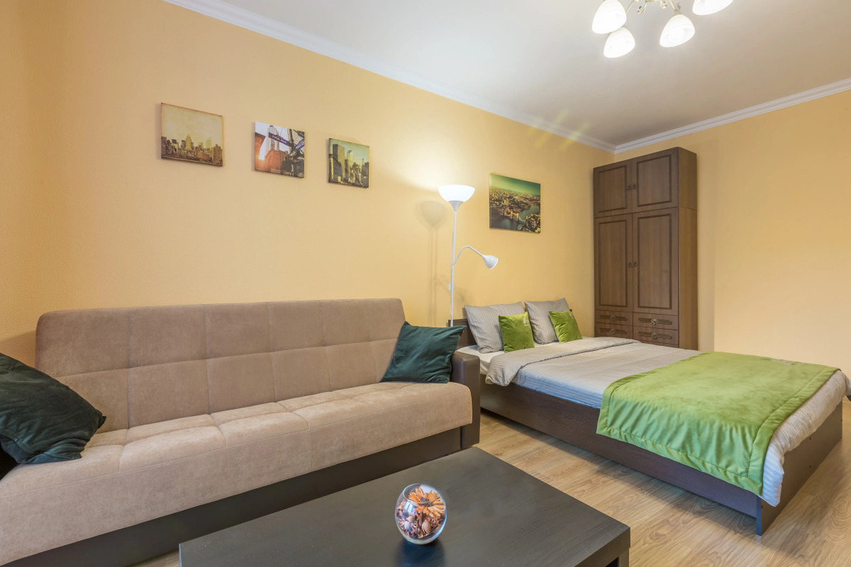 Апартаменты Гости Любят у метро Римская