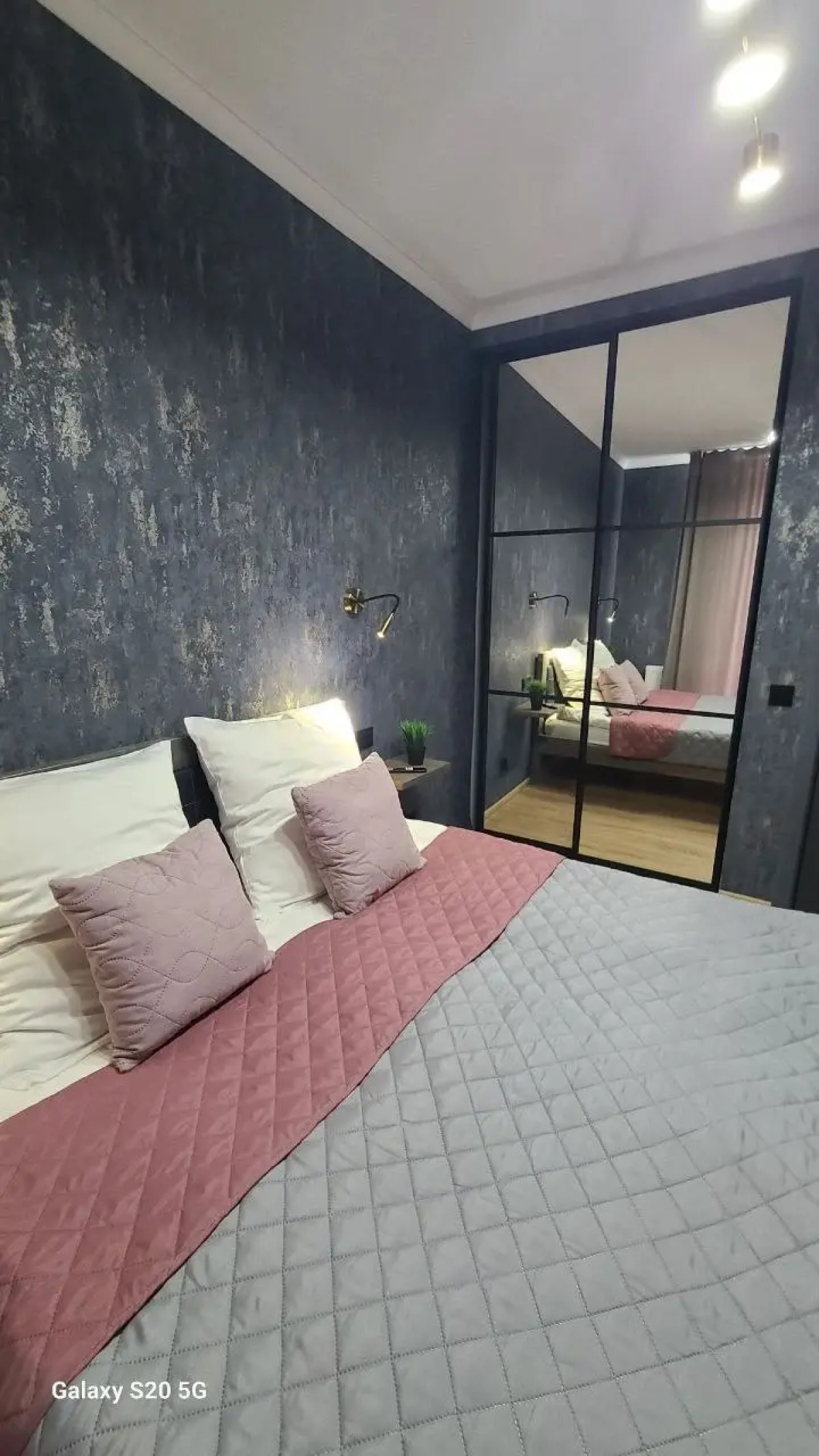 Квартира у королевских ворот