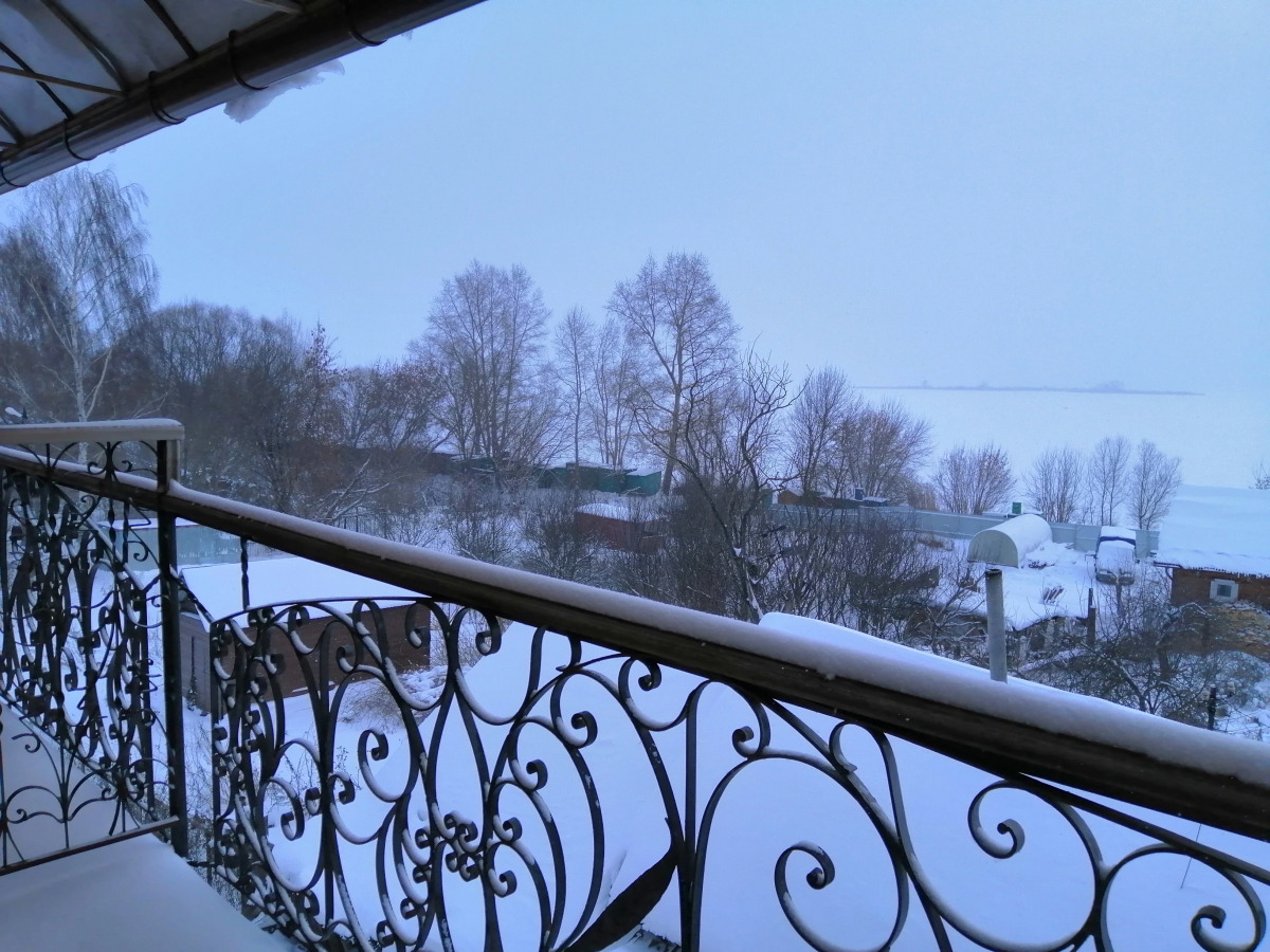 Гостевой дом на берегу озера Неро