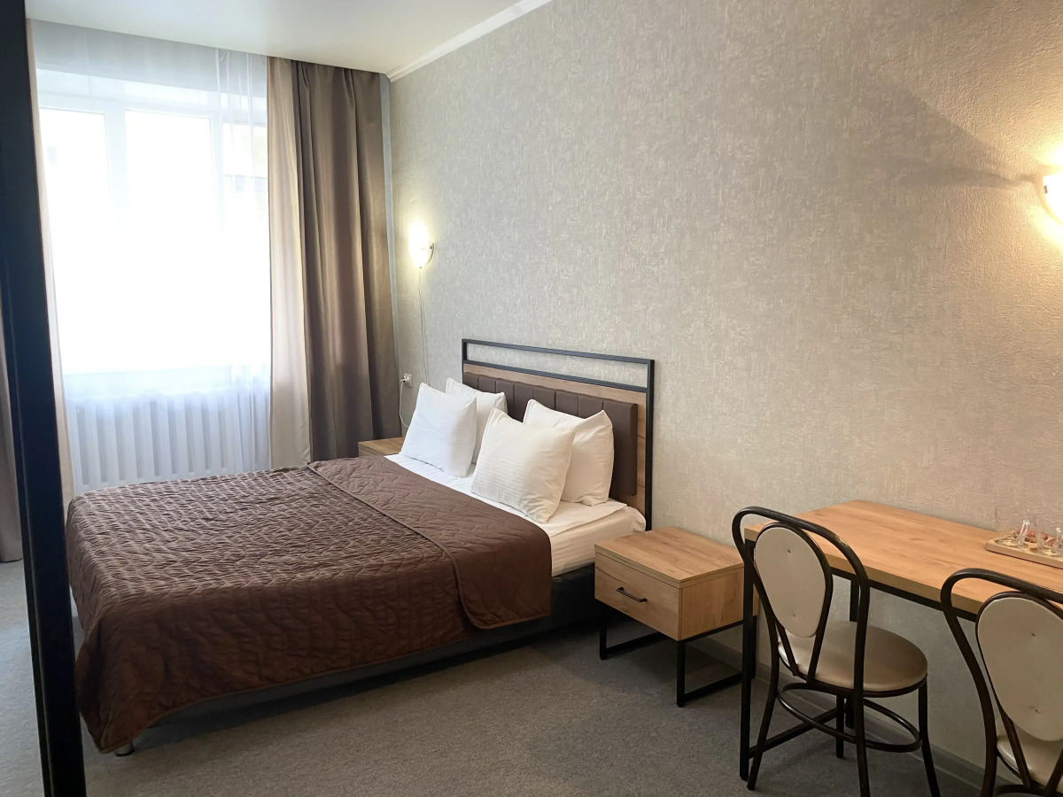 Отель Гостиница Декабрист на Серова 30