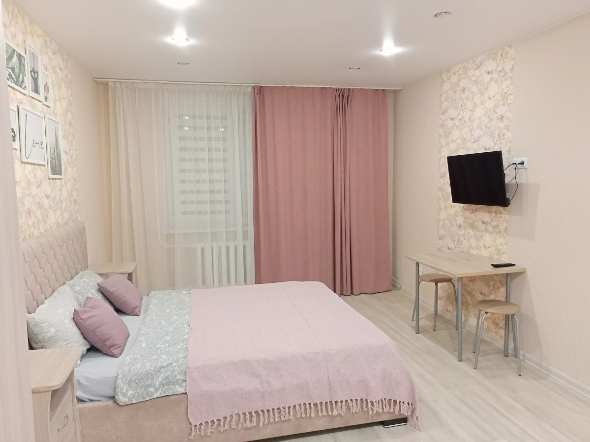 Квартира на Николая Семенова 33