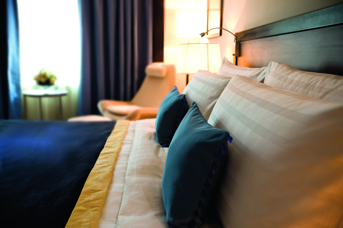 Отель Avani Deira Dubai