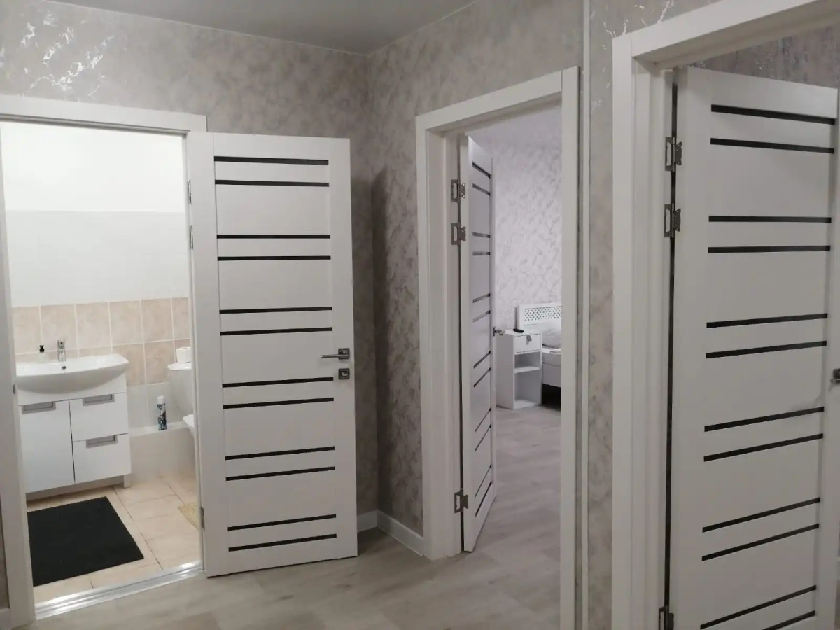 Апартаменты Двухкомнатная Квартира на Алексеева 27