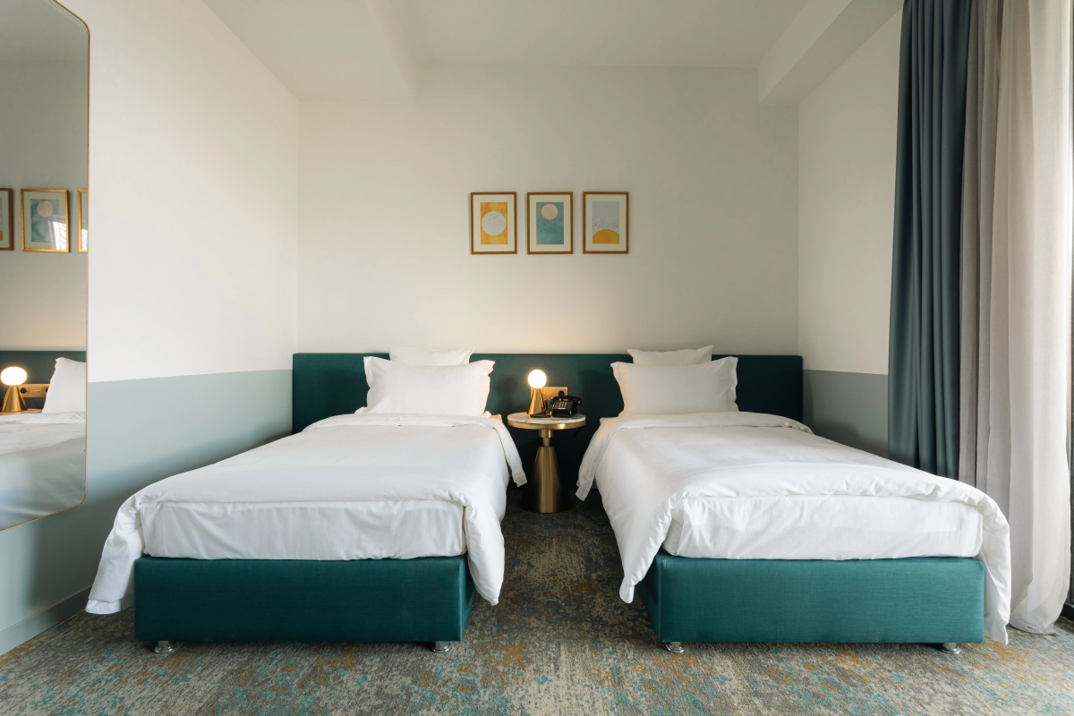 Отель Castor & Pollux