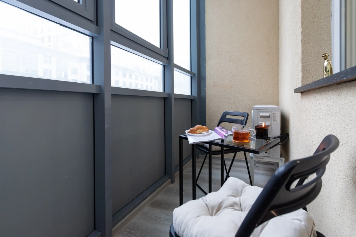 Квартира RoomyRoom Graf Orlov Studio