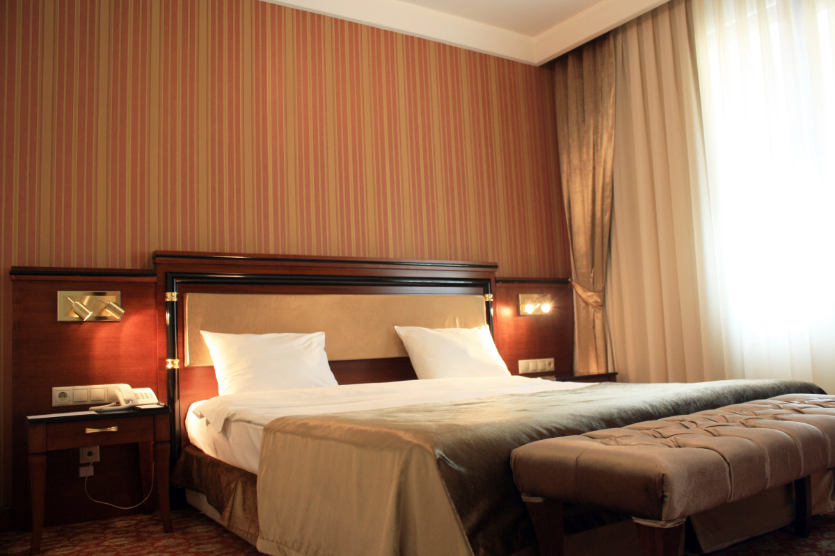 Отель Атропат