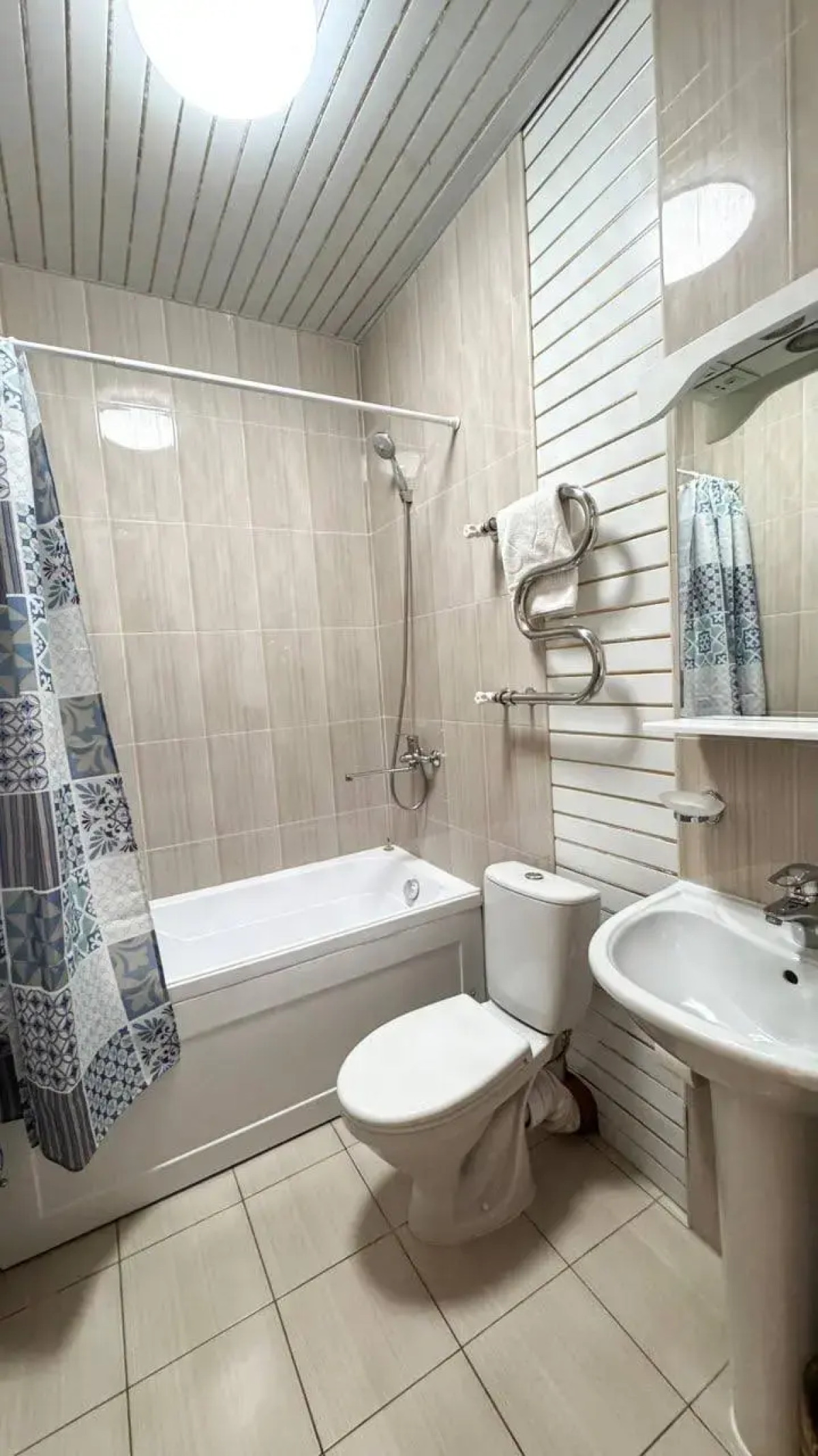 Отель Кавказ