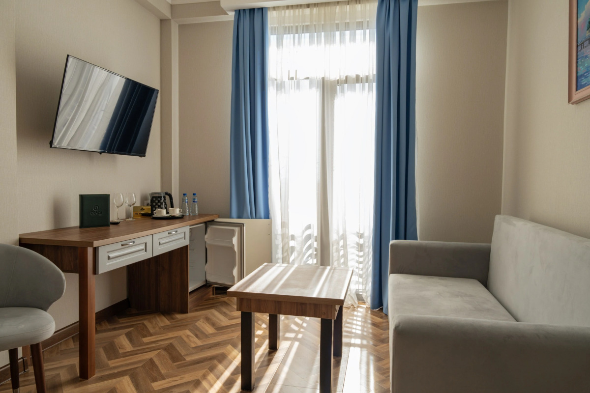 Отель Грейс Бриз