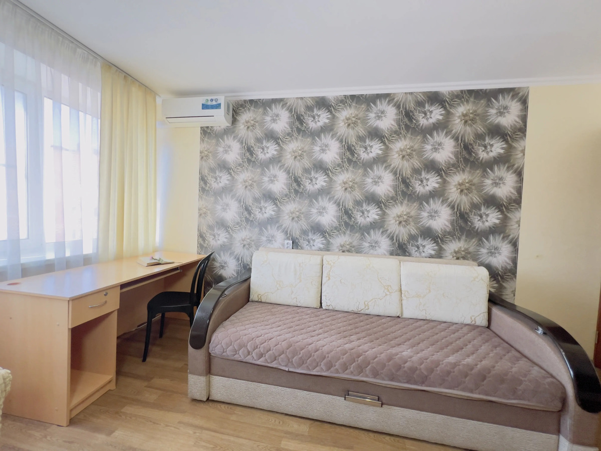 Квартира однокомнатная на улице Максима Горького 142А