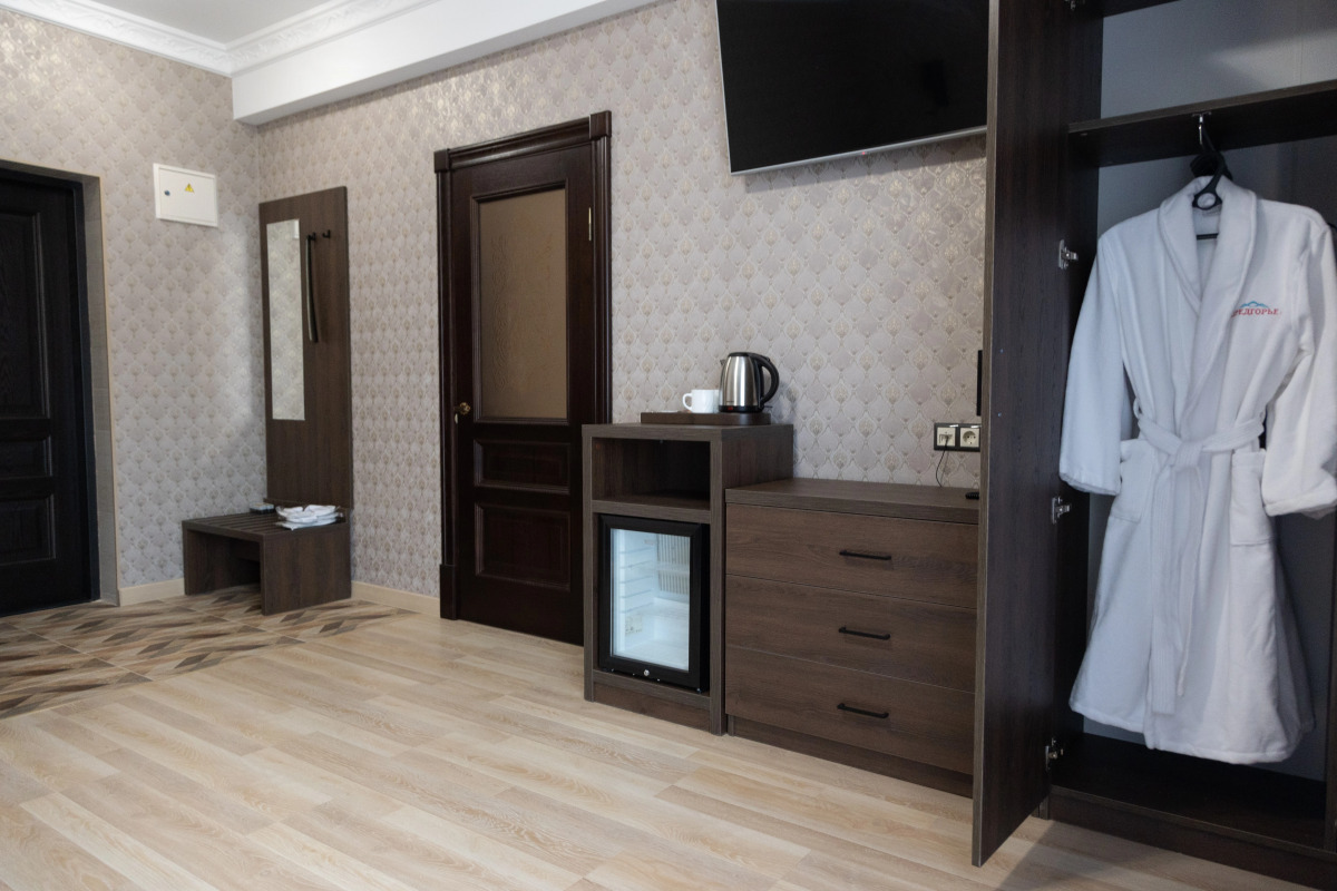 Отель Предгорье