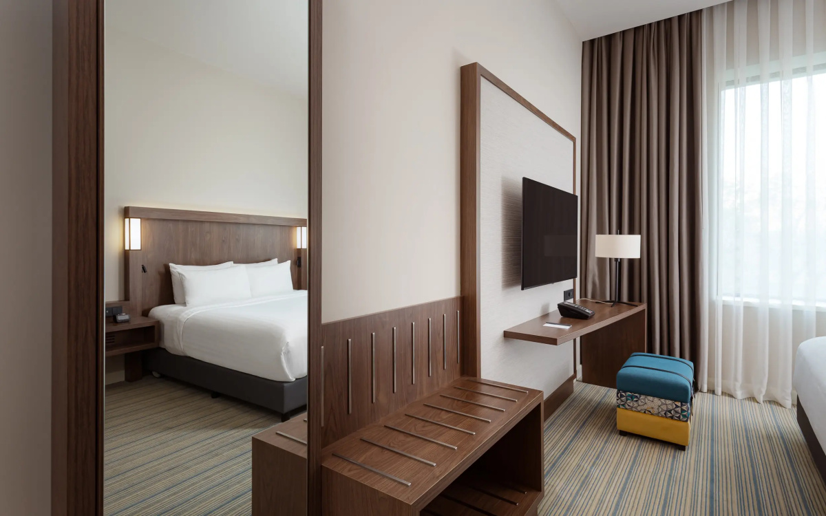 Отель Courtyard by Marriott Baku