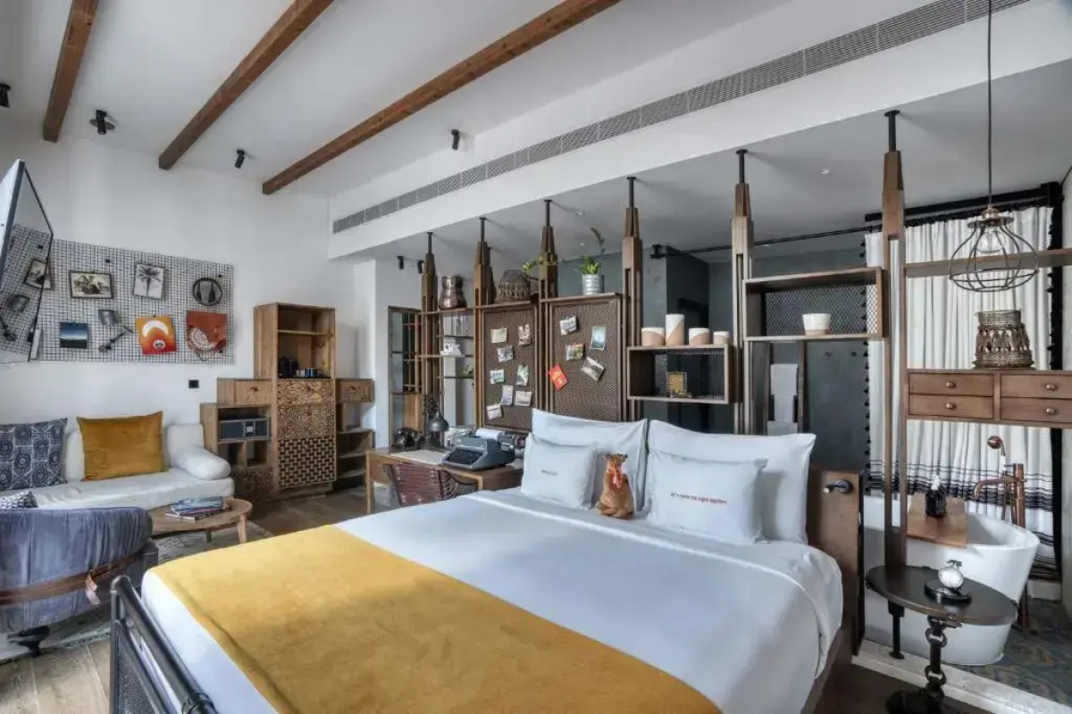 Отель 25hours Hotel Dubai One Central