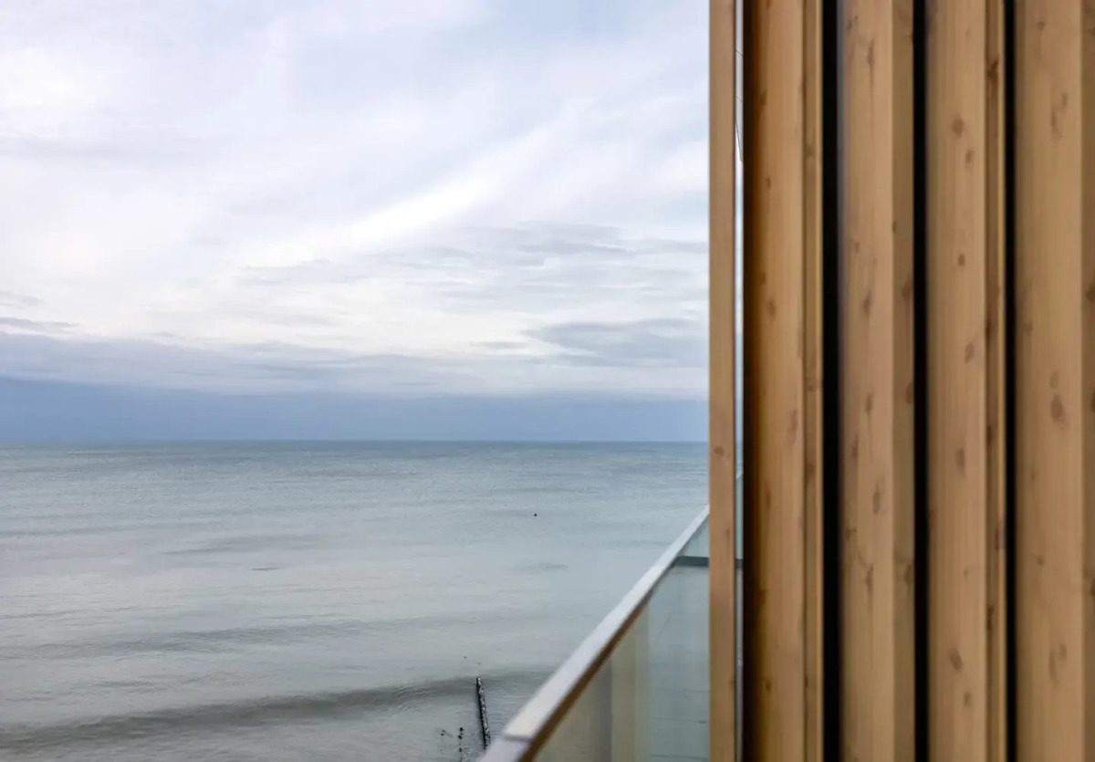 Апартаменты с боковым видом на море