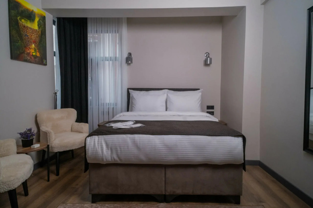 Отель Grand Clover