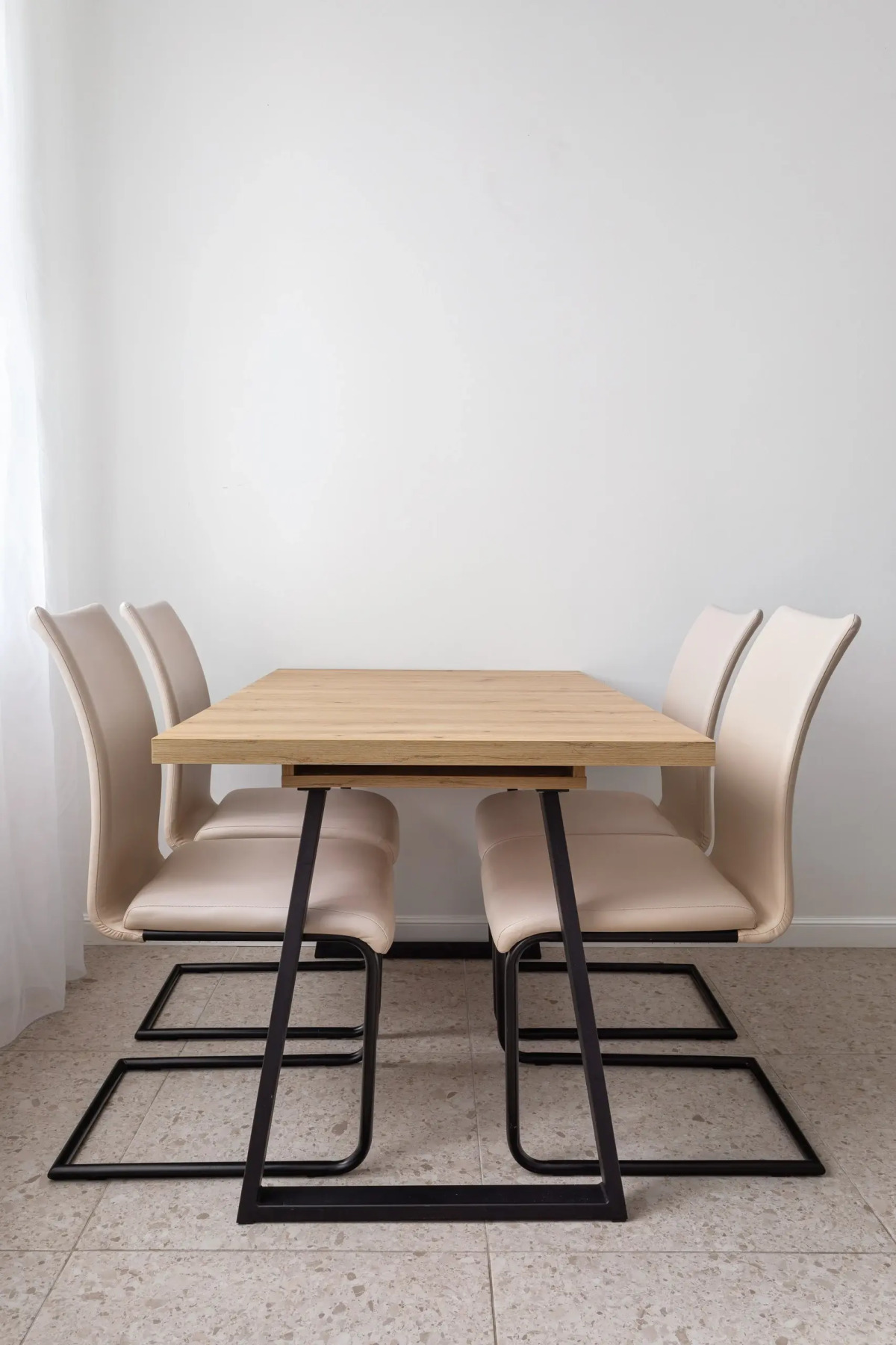 Квартира near the park – просторная трешка с видом на парк