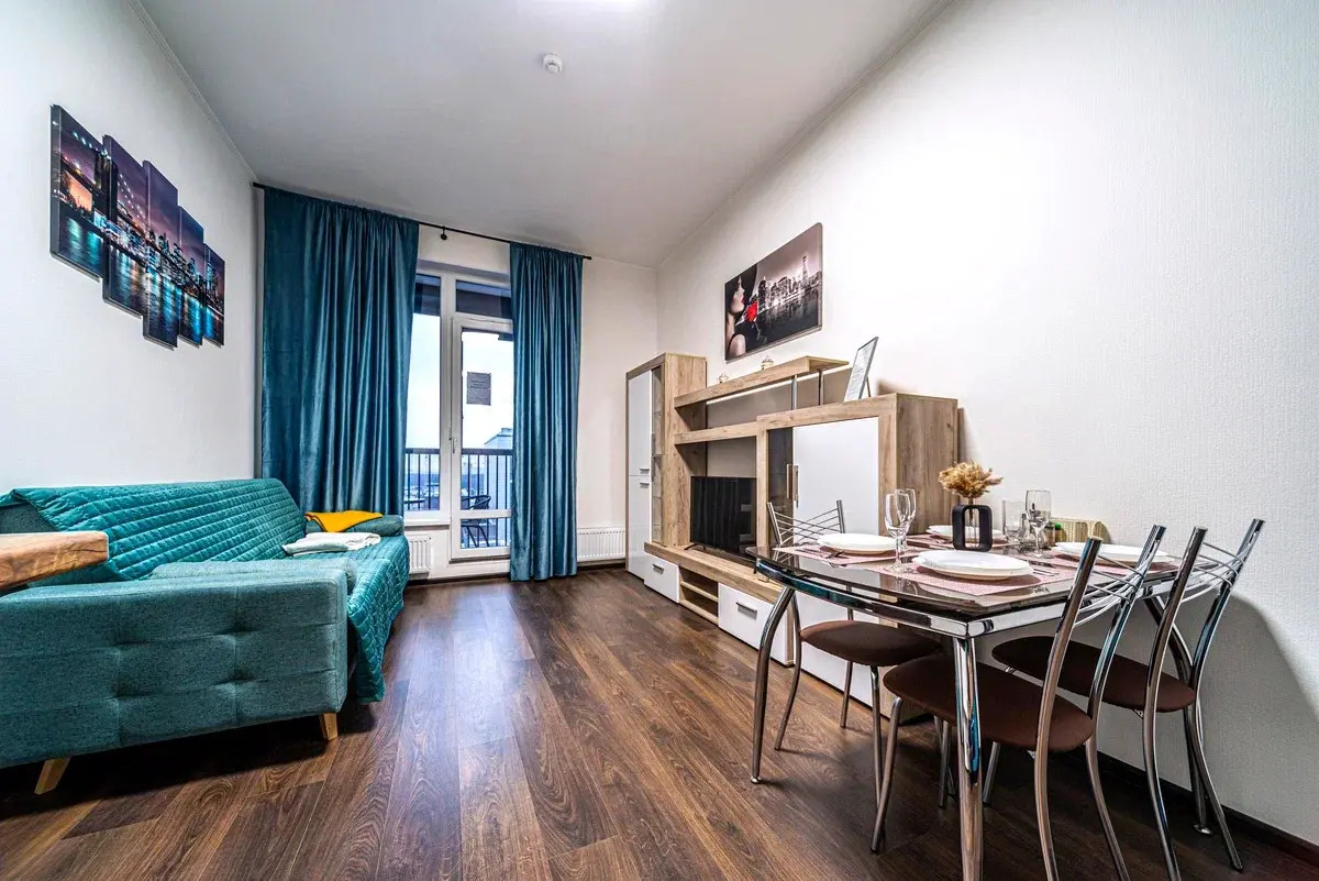 Квартира 2 евро на Светлановском проспекте