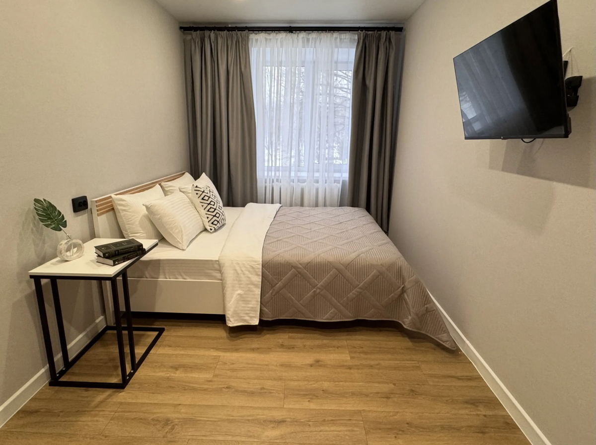 Квартира 2-к с раздельными комнатами Аристократ